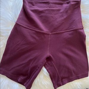 Align shorts size 2